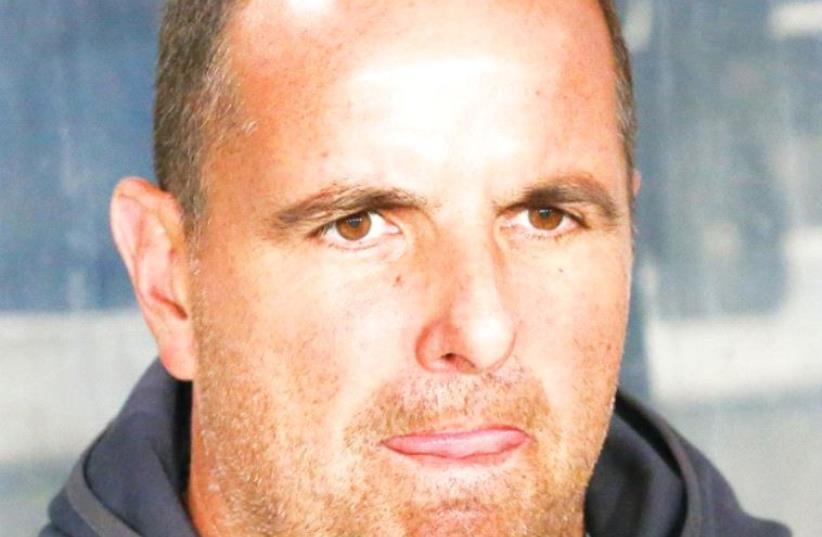 Ran Ben-Shimon may be coaching Beitar Jerusalem for the last time tonight should it drop to another defeat at Maccabi Haifa. (photo credit: DANNY MARON)