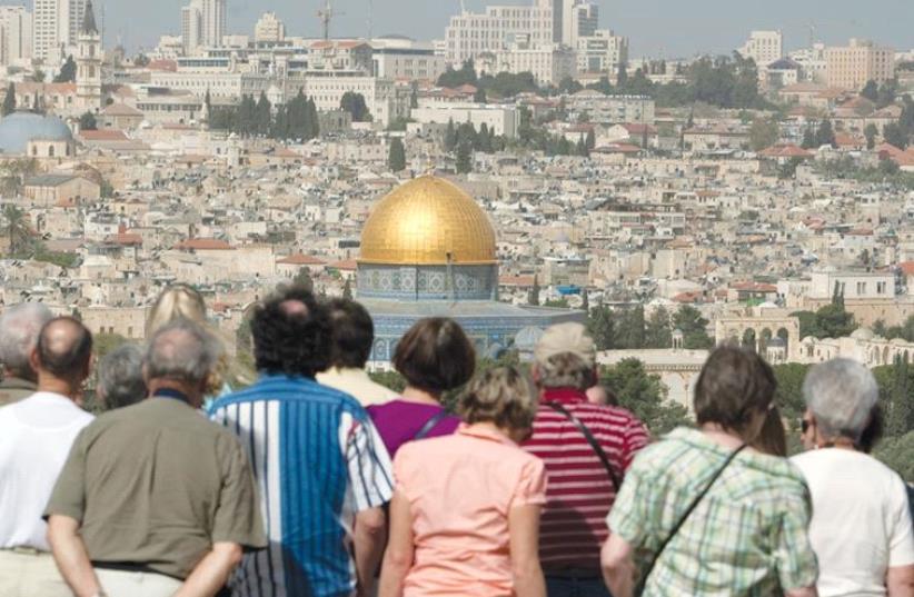 Tourists in Israel (photo credit: REUTERS)