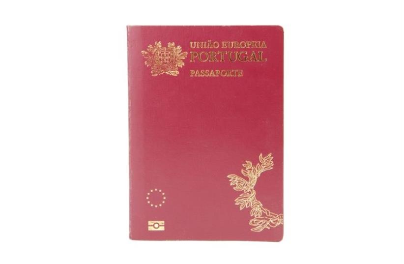 Portuguese Electronic Passport (PEP) (photo credit: INGIMAGE)