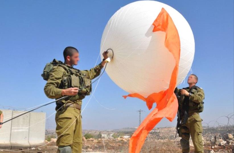 IDF surveillance balloon‏ (photo credit: IDF SPOKESMAN’S UNIT)