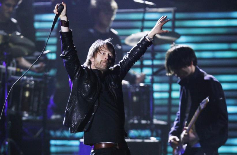 Lead singer Thom Yorke performs with his band Radiohead at the 51st annual Grammy Awards in Los Angeles February 8, 2009 (photo credit: REUTERS)