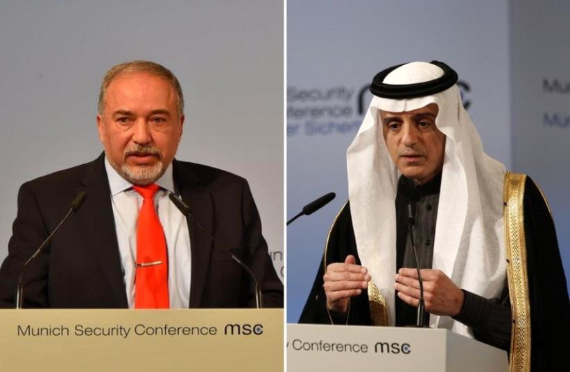 Defense Minister Avigdor Liberman (L) and Saudi Arabia's Foreign Minister Adel al-Jubeir address the 53rd Munich Security Conference in Munich, Germany, February 19, 2017 (photo credit: ARIEL HERMONI/DEFENSE MINISTRY/REUTERS)