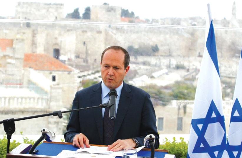 Jerusalem mayor Nir Barkat speaks during a news conference in Jerusalem (photo credit: REUTERS)