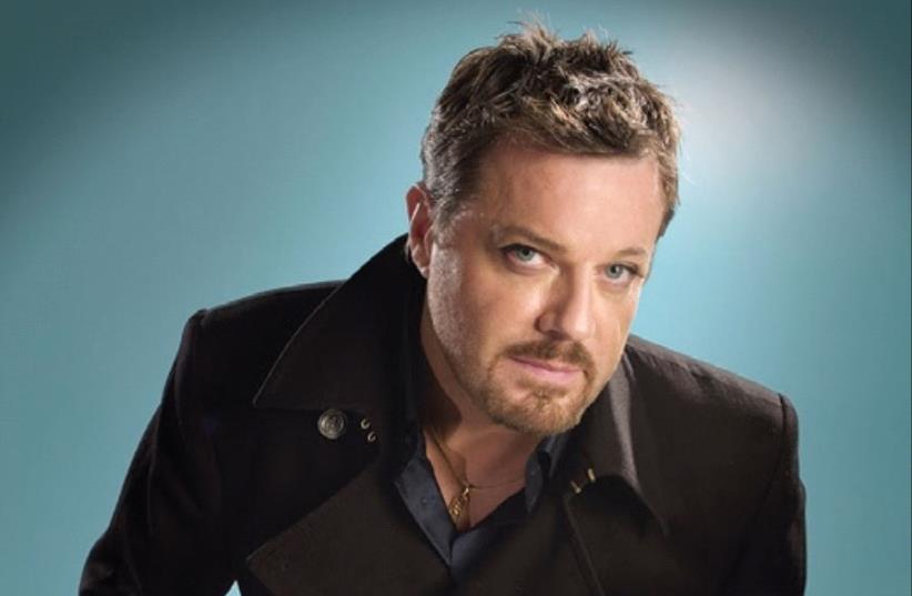 Renowned British stand-up comedian and actor Eddie Izzard (photo credit: PR)