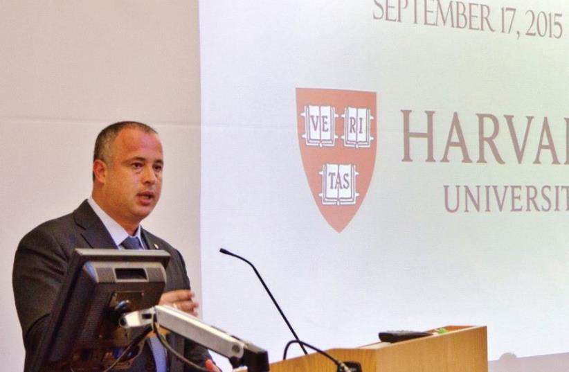 MK Hilik Bar presents his diplomatic plan at Harvard University in Cambridge, Massachusetts, in December 2015 (photo credit: Courtesy)