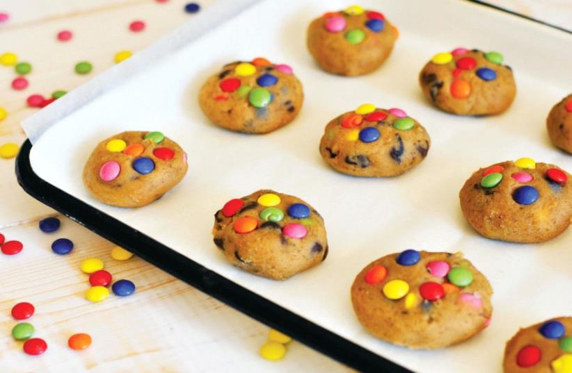 Chocolate-chip cookies with candies (photo credit: PASCALE PEREZ-RUBIN)