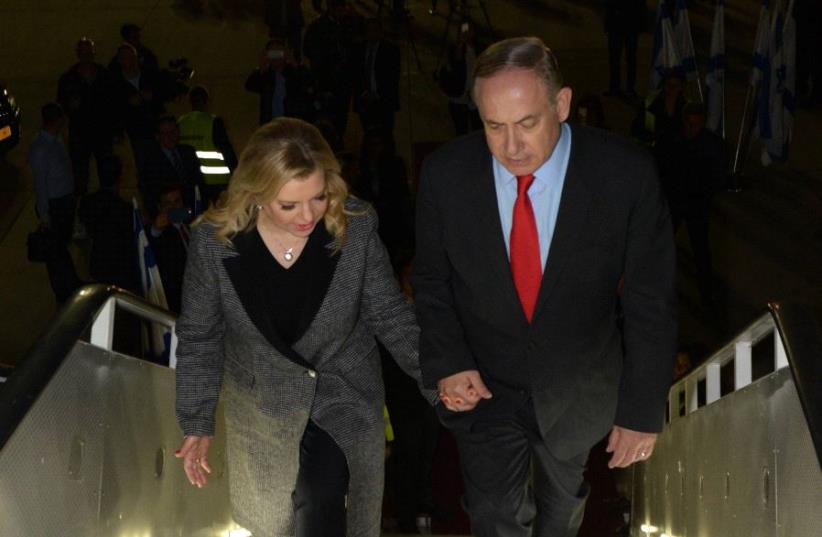 Netanyahu departs to China (photo credit: CHAIM ZACH / GPO)