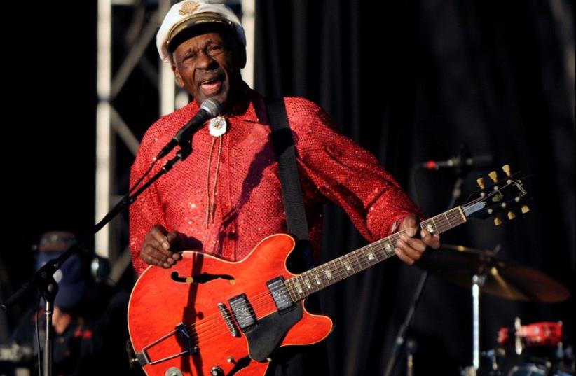Chuck Berry performs at Virgin Mobile Festival in Baltimore, Maryland August 9, 2008.  (photo credit: REUTERS/BILL AUTH)