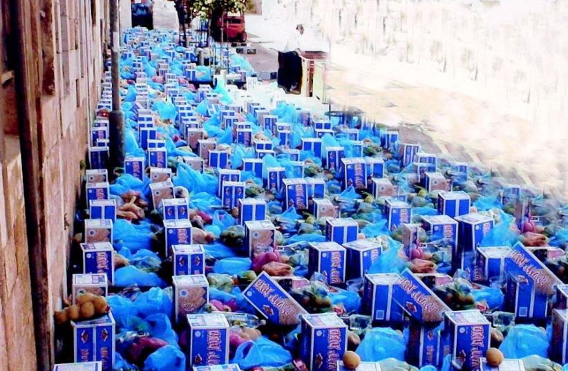Passover food baskets distributed to Israelis in need (photo credit: Courtesy)