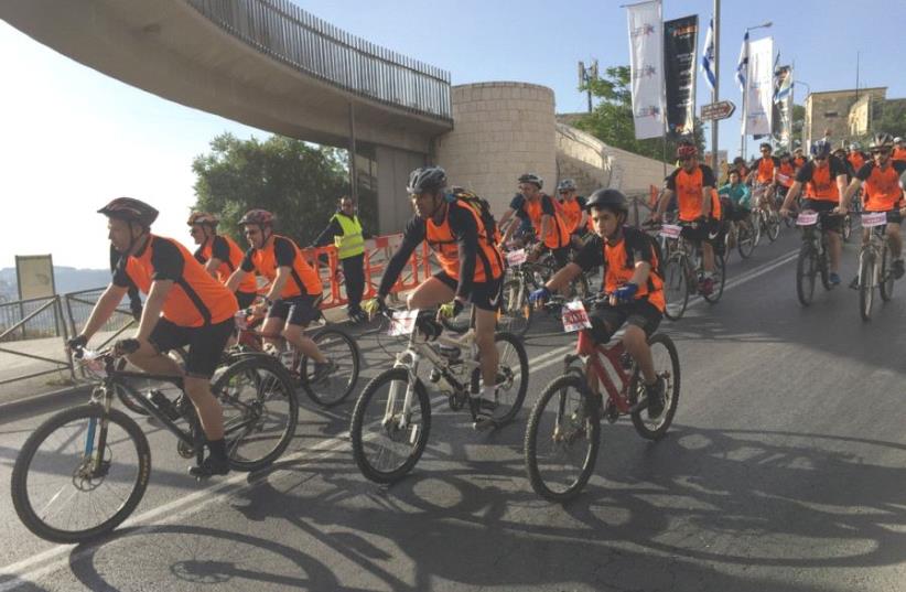 More than 7,000 riders will take part in today’s Yes Planet Ride (photo credit: RONEN TOPELBERG)