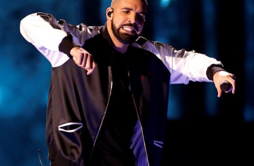 Drake performs during the iHeartRadio Music Festival at The T-Mobile Arena in Las Vegas, Nevada, US September 23, 2016 (photo credit: REUTERS)