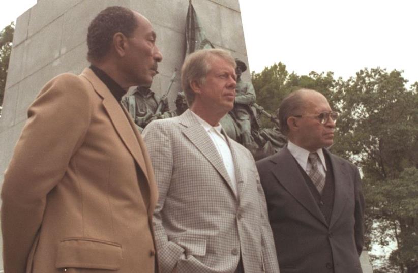 Sadate, Carter et Begin en 1978 (photo credit: GPO)