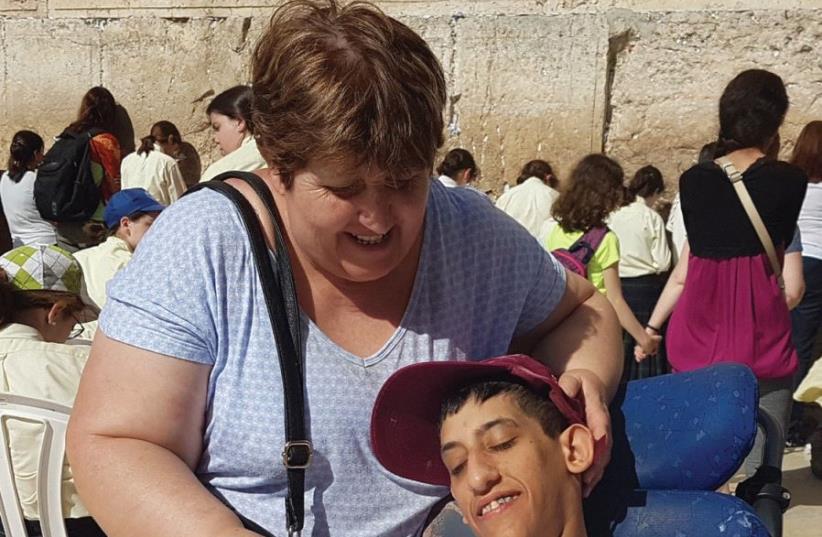 SHEKEL’s special visit to the Western Wall (photo credit: SHEKEL)