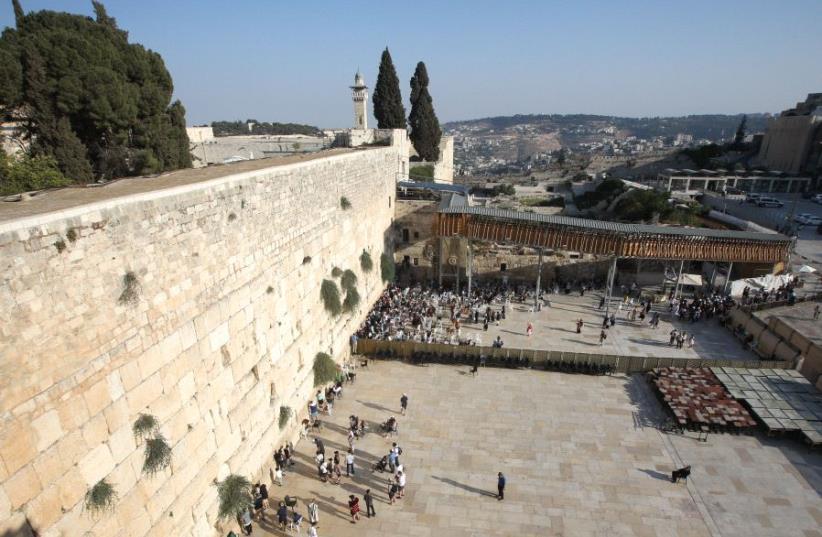 The Western Wall in Jerusalem (photo credit: MARC ISRAEL SELLEM/THE JERUSALEM POST)
