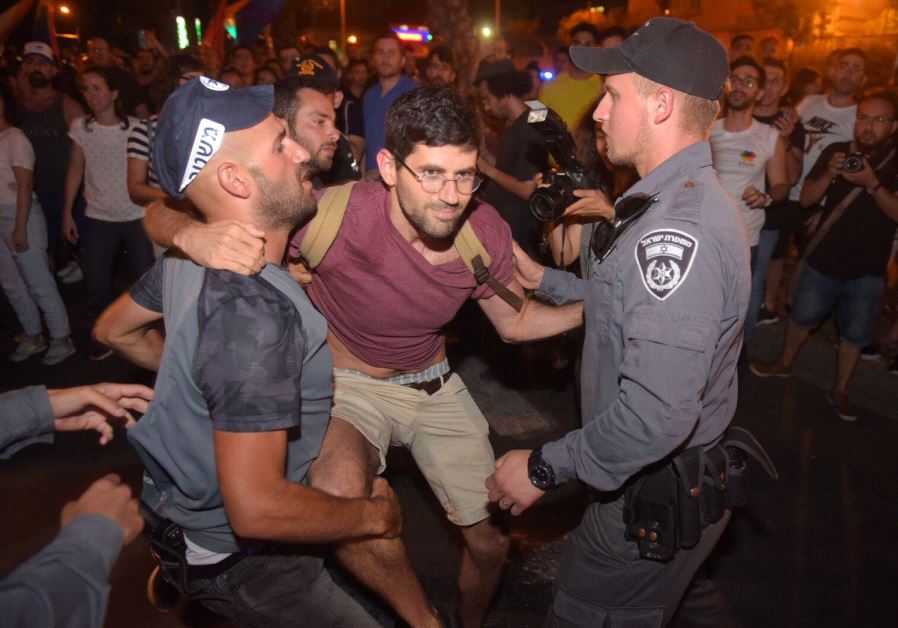Fights break out at LGBT rally in Tel Aviv (credit: Avshalom Shoshani)