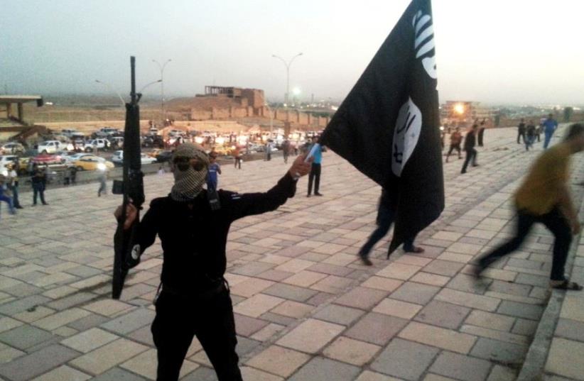 Pasangan situs kencan dipenjara karena merencanakan serangan yang diilhami ISIS di Inggris