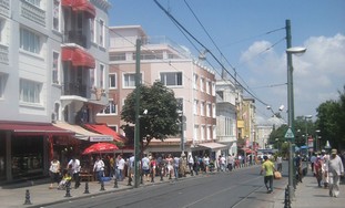 A street in downtown Istanbul