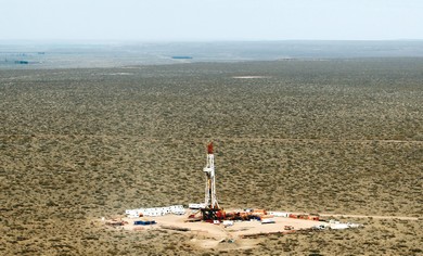 An aerial view of shale oil drilling rig SAI-307 - Photo: REUTERS