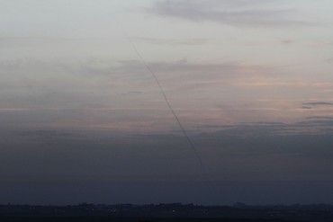 smoke trail from rocket seen near Ashkelon (Reuters)