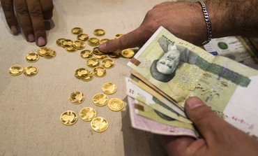 Iran currency exchange - Photo: REUTERS/Raheb Homavandi