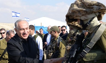 Netanyahu meets Rimon unit on Egypt border fence