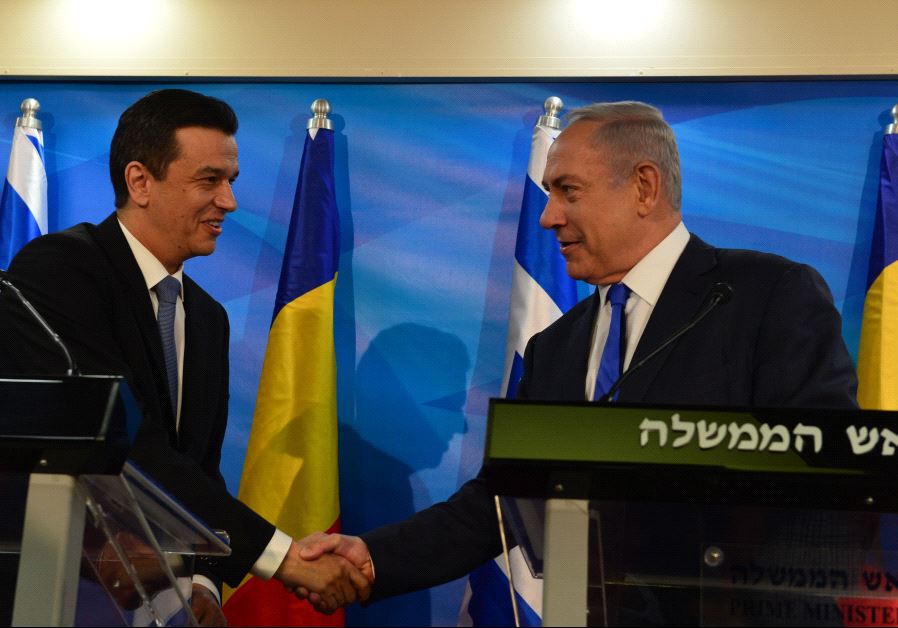 Prime Minister Benjamin Netanyahu and his Romanian counterpart Sorin Grindeanu meet in Jerusalem, May 4, 2016 (Kobi Gideon/GPO)