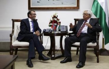 Espen Barth Eide meet with PA President Abbas August 27, 2013.