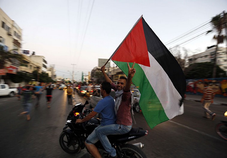 Palestinians in Gaza celebrate cease-fire