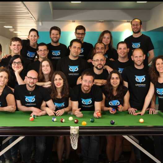 L'équipe Cybereason dans ses bureaux de Tel Aviv. (crédit : CHEN GALILI)