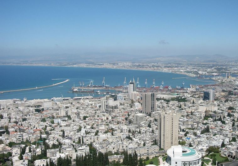 Haifa bay (credit: URIA ASHKENAZY/WIKIMEDIA COMMONS)