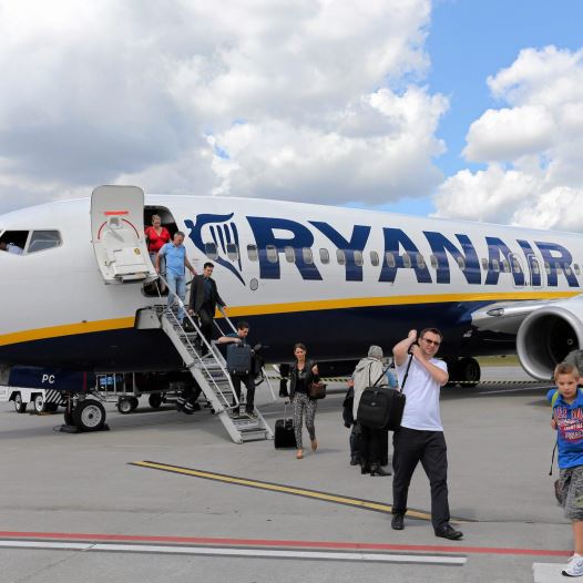 File photo of passangers leaving a Ryanair aircraft at Modlin airport near Warsaw, Poland June 26, 2014.  (credit: REUTERS)