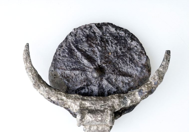 Prehistoric silver jewelry in Oman tomb evidence of early regional trade - Vimarsana News