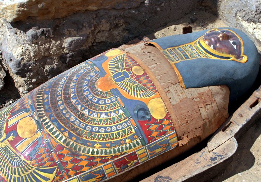 (ILLUSTRATIVE) A 2,300-year old mummy is displayed after it was found by the Sakkara pyramids south of Cairo, May 3, 2005