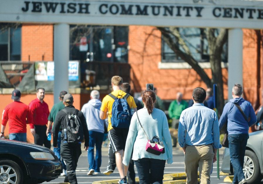 Members are allowed to return following a bomb threat at the Jewish Community Center in Louisville, Kentucky, earlier this month (credit: REUTERS)