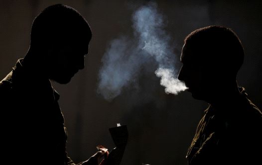 Can smoking alternatives help keep you healthy? - study - Vimarsana News