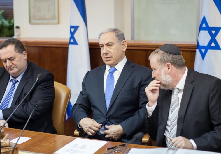 Benjamin Netanyahu at weekly cabinet meeting, July 19, 2015