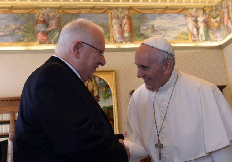 President Reuven Rivlin meets with Pope Francis for an official state visit at  at the Vatican, September 2015