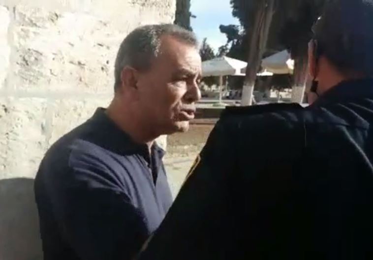 Zahalke confronts Jewish visitors at Temple Mount