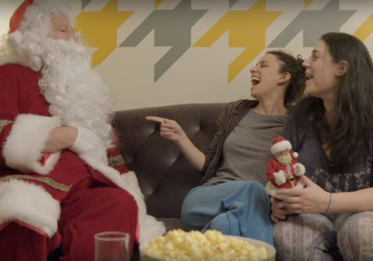 If Santa chilled with two Jews on Xmas eve
