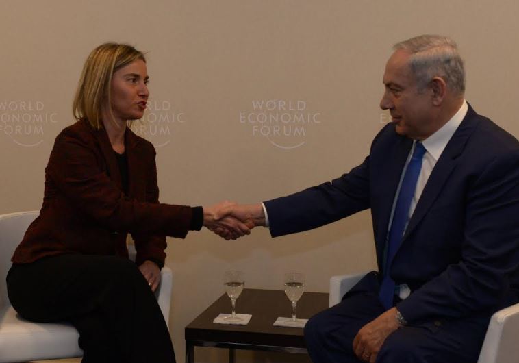  European Union foreign policy chief Federica Mogherini with Prime Minister Benjamin Netanyahu in Davos, January 21, 2015