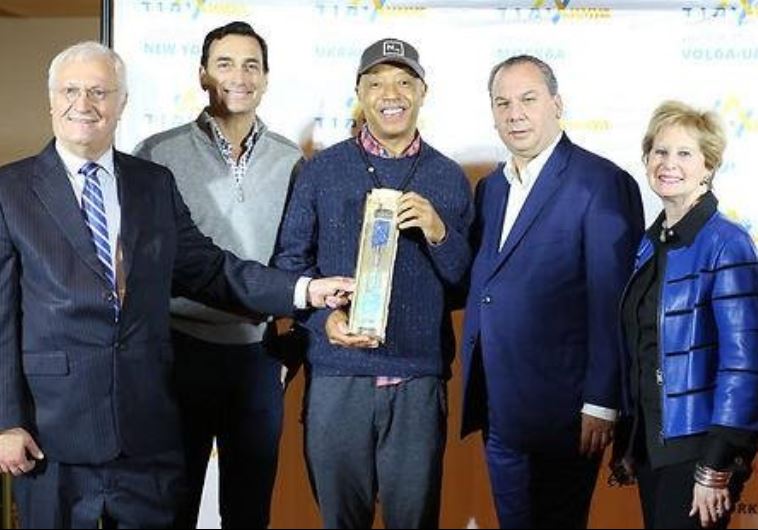 The Limmud FSU West Coast conference, from left to right: Limmud FSU Founder Chaim Chesler, Limmud FSU Chair Matthew Bronfman, hip-hop mogul Russell Simmons, Rabbi Marc Schneier, and Limmud FSU Co-Founder Sandra Cahn