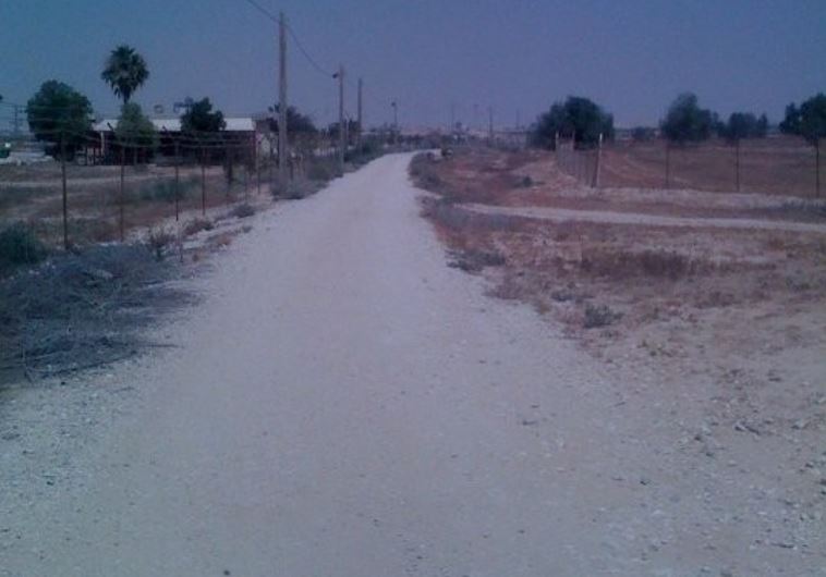 Eisenbud's jogging route in the Negev Desert