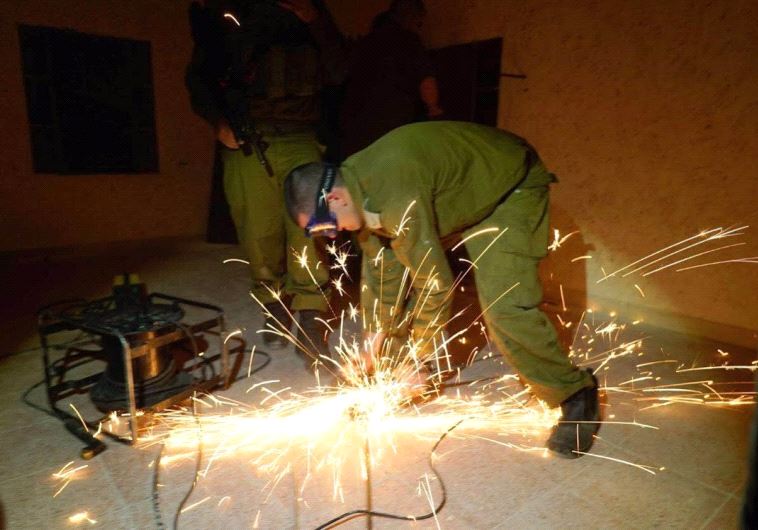 Israeli forces seal off bedroom of accused accomplice in deadly Sarona Market attack