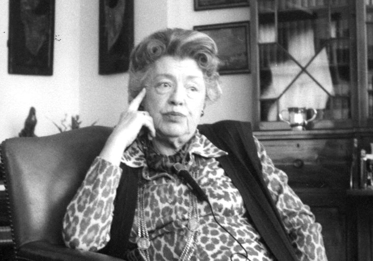 Yvonne Nèvejean-Feyerick.