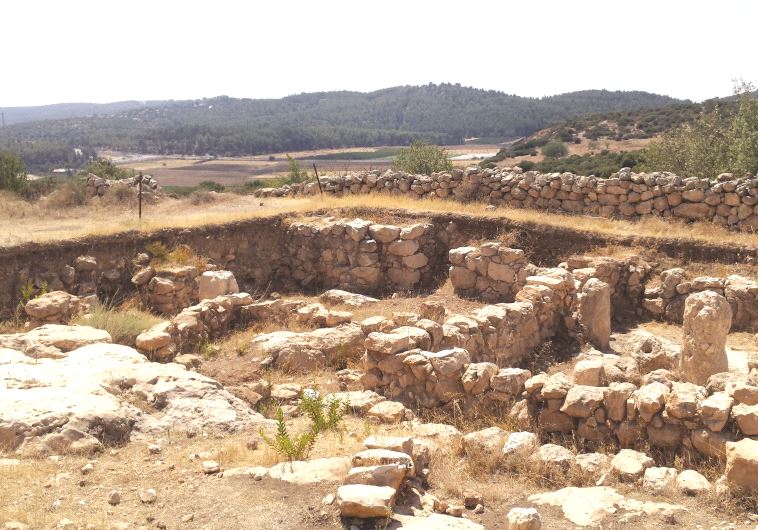 Khirbet Qeiyafa dans la vallée d’Elah