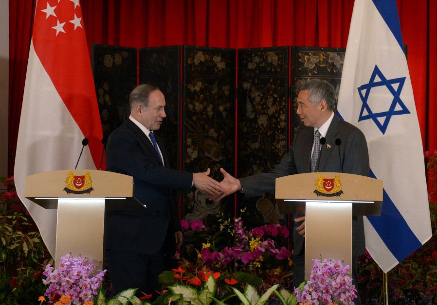Prime Minister Benjamin Netanyahu and  Singapore Prime Minister Lee Hsien Loong