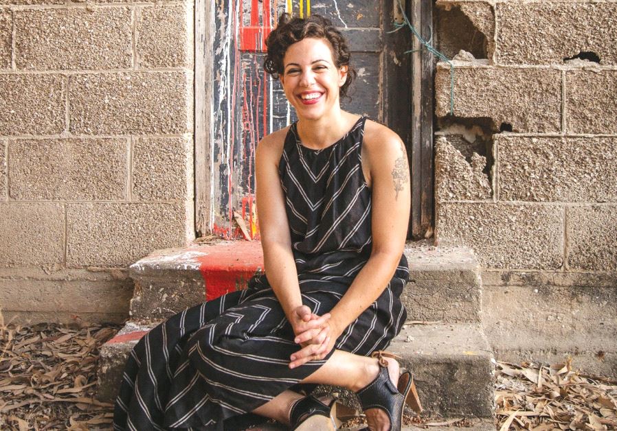 Israeli vocalist Talya Eliav