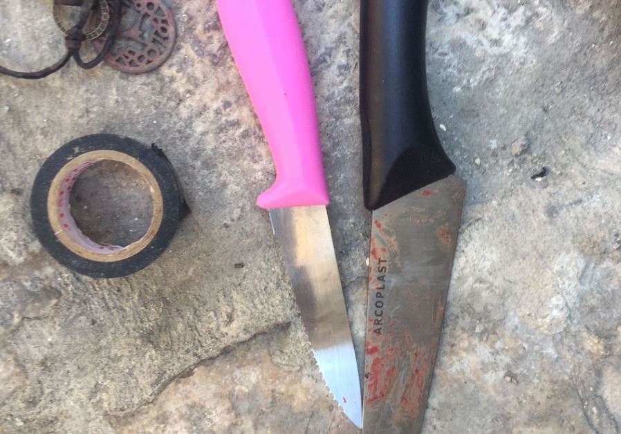 The knives carried by the terrorist who stabbed a policeman in Jerusalem on May 13, 2017. The knife on the right was used to execute the attack. 