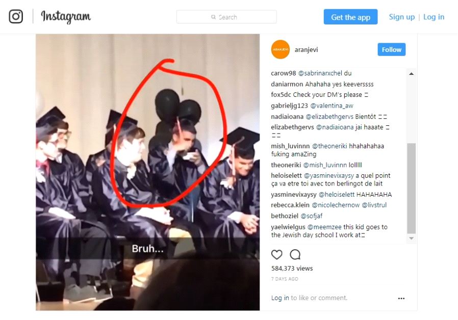 Jewish high school graduate's prank at graduation ceremony goes viral ‏
