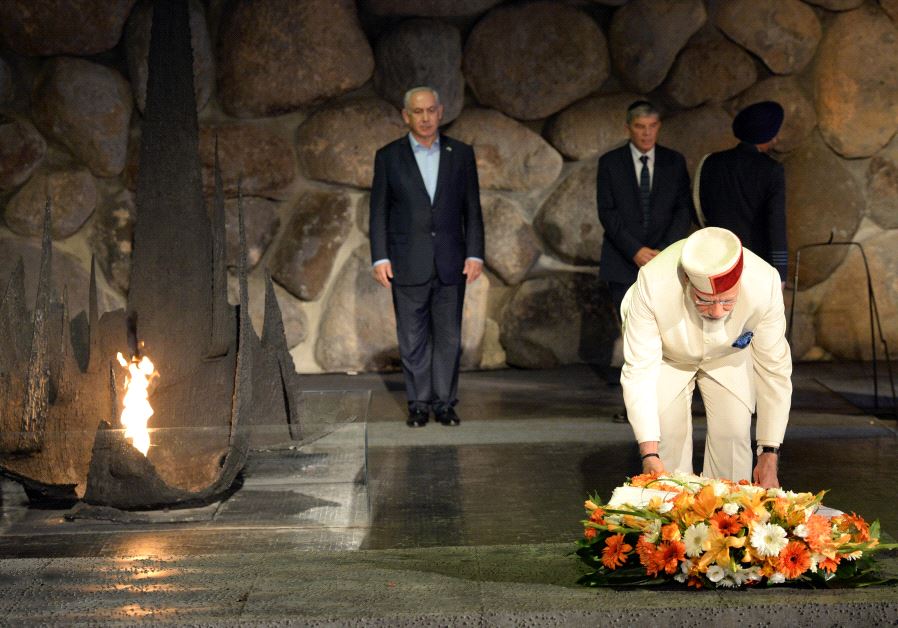 Indian Prime Minister Narendra Modi laid a wreath in the Hall of Remembrance at Yad Vashem, July 4, 2017